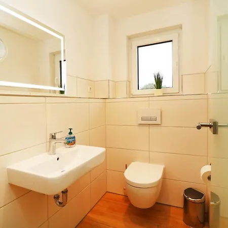 Hinnerk بيت للعطل Karlshagen